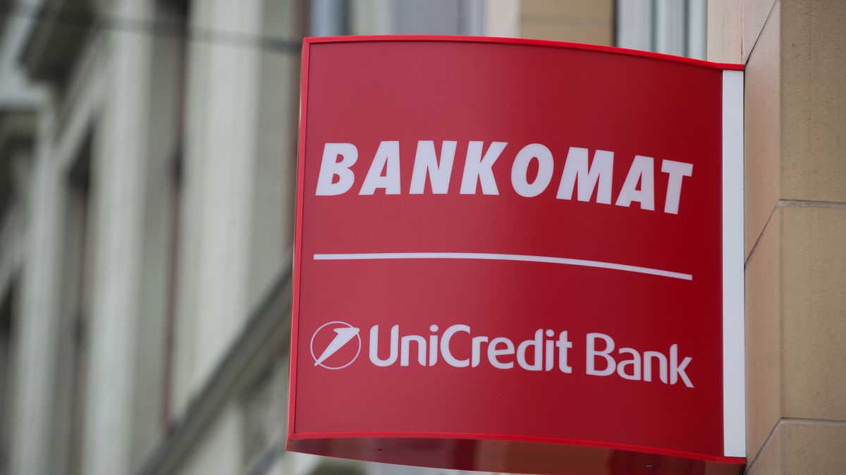 UniCredit Bank dostala desetimilionovou pokutu. Za poplatek u hypoték